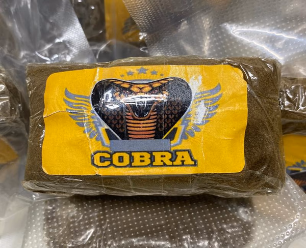 Premium Gold Lighter Blonde Pollen Hash - Cobra 🇲🇦