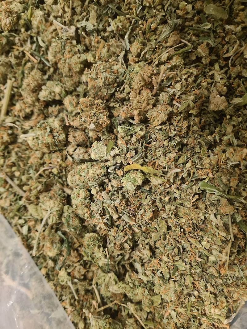 Mixed Dust/Shake/Small Buds
