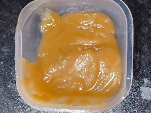 APPLE TARTS LIVE BADDA