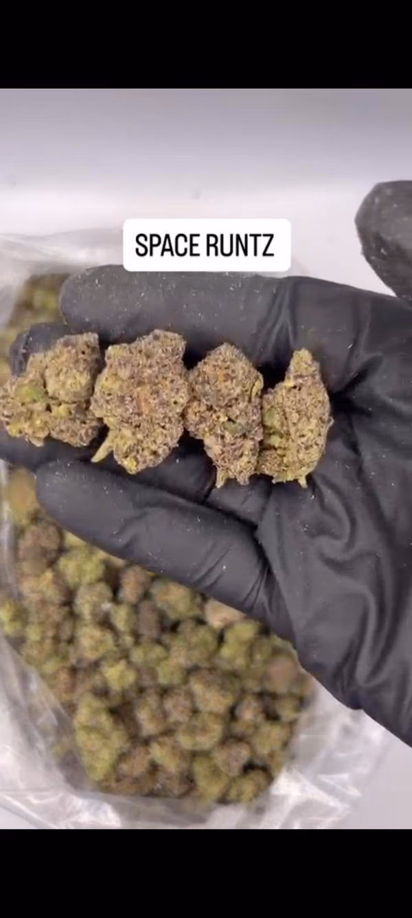 SPACE RUNTZ 20GBP FOR 3.5G